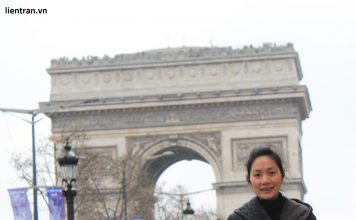 PARIS NGÕ NHỎ