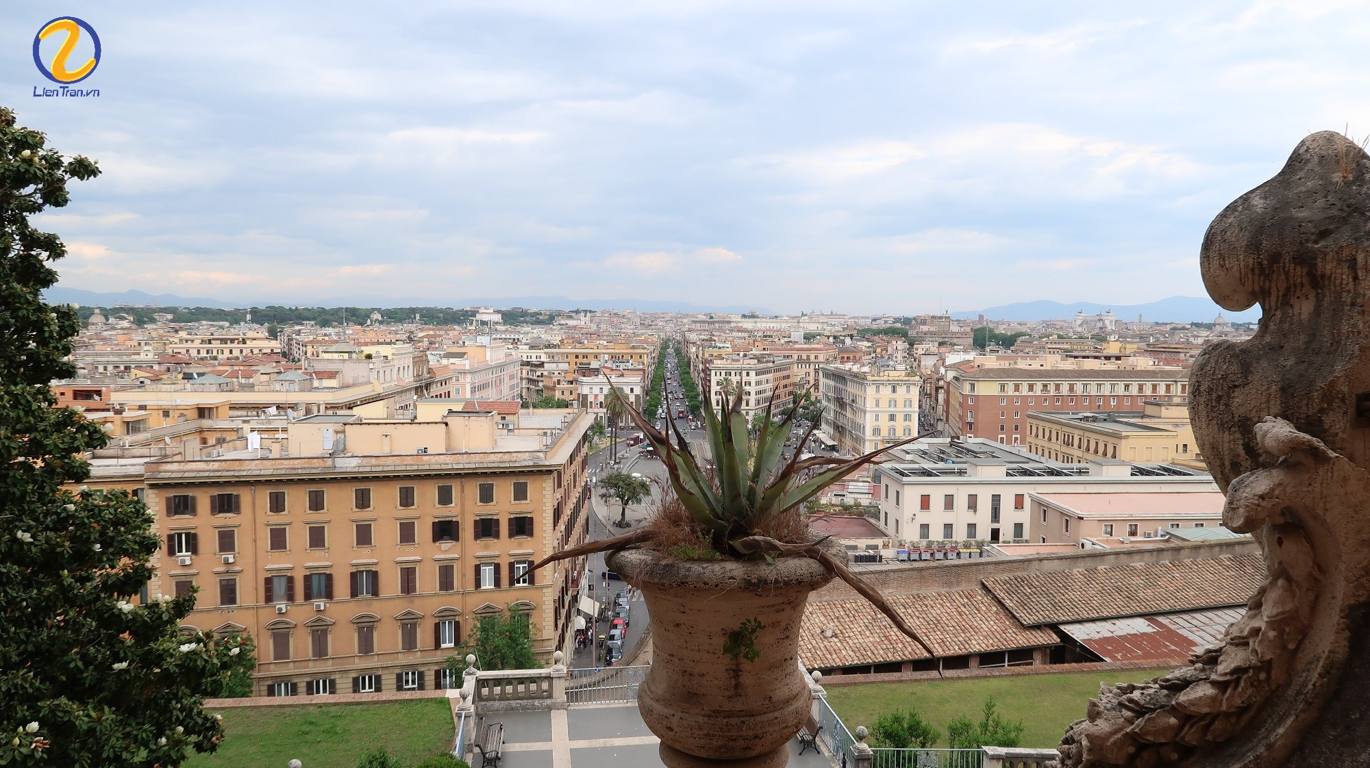 Rome nhìn từ Vatican