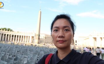 Vatican: Quảng trường nhà thờ St Peter