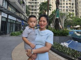 Điều làm tan chảy một bà mẹ